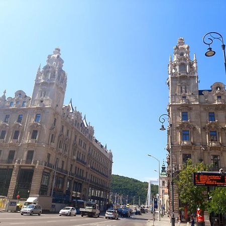 Petite Elegance Apartment Budapest Esterno foto