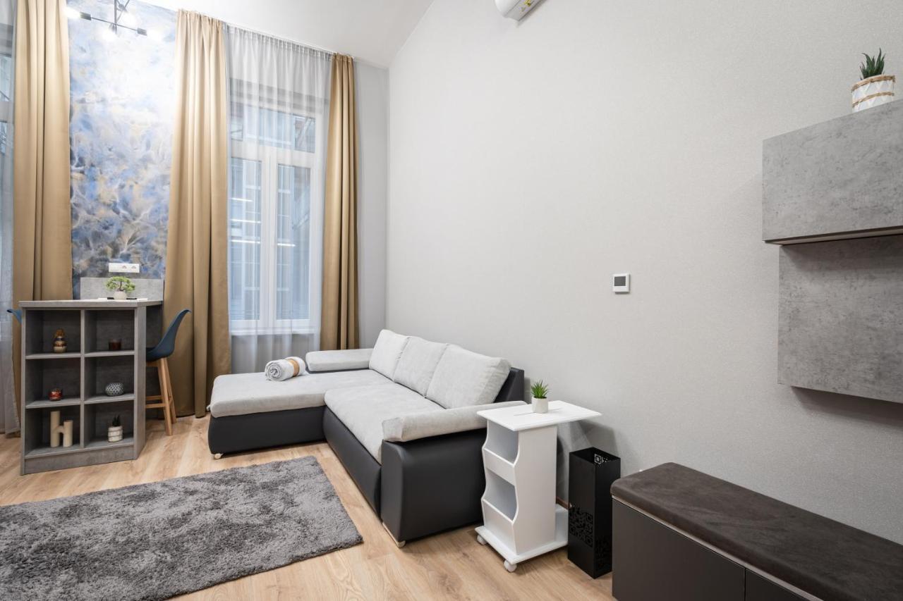 Petite Elegance Apartment Budapest Esterno foto