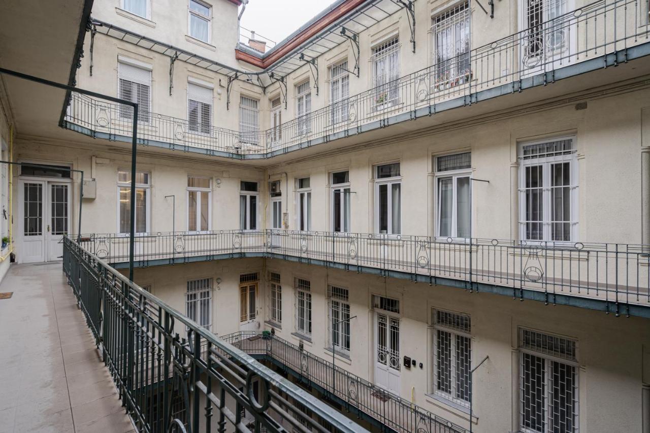Petite Elegance Apartment Budapest Esterno foto