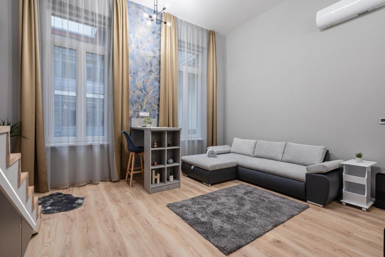Petite Elegance Apartment Budapest Esterno foto